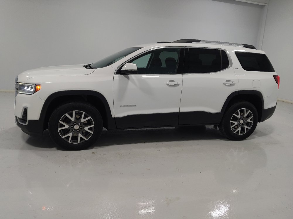 Used 2023 GMC Acadia SLE w/ Driver Convenience Package image 2