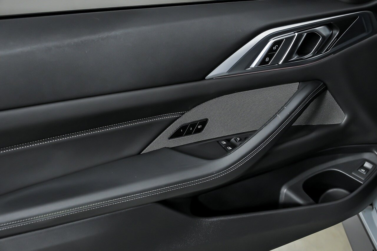 Used 2023 BMW M4 xDrive Competition w/ M Carbon Exterior Package AWD/4WD image 18