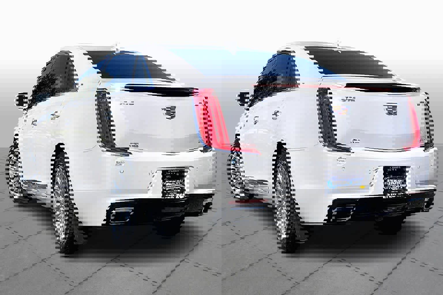 Used 2019 Cadillac XTS Luxury image 12