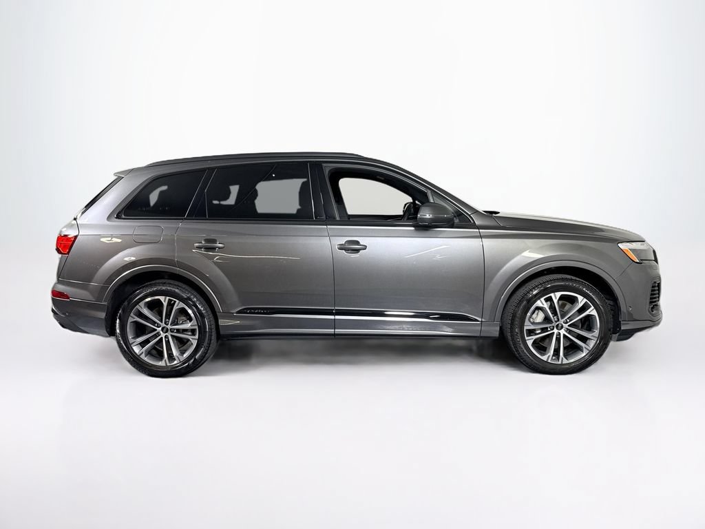 Used 2026 Audi Q7 3.0T Premium w/ Convenience Plus Package AWD/4WD image 6