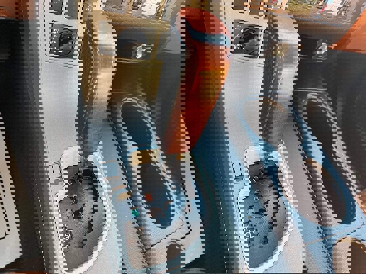 Used 2012 Toyota Sequoia Platinum image 17