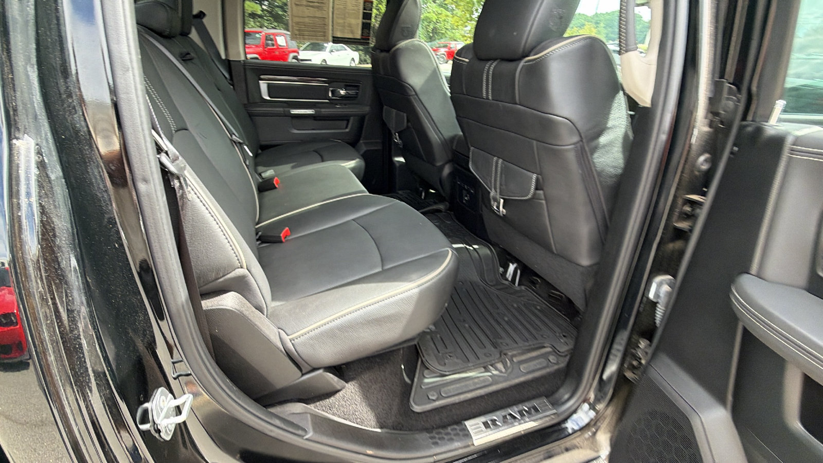 Used 2015 RAM 1500 Limited AWD/4WD image 21