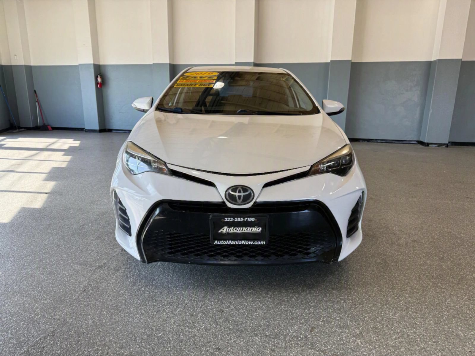 Used 2019 Toyota Corolla SE w/ Carpet Mat Package (TMS) FWD image 2