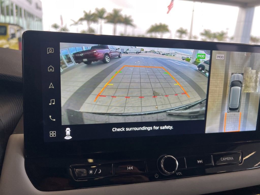 Used 2025 Mitsubishi Outlander SE image 46