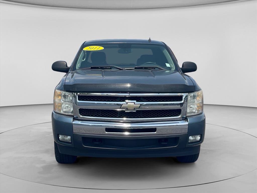 Used 2011 Chevrolet Silverado 1500 LT w/ All-Star Edition AWD/4WD image 2