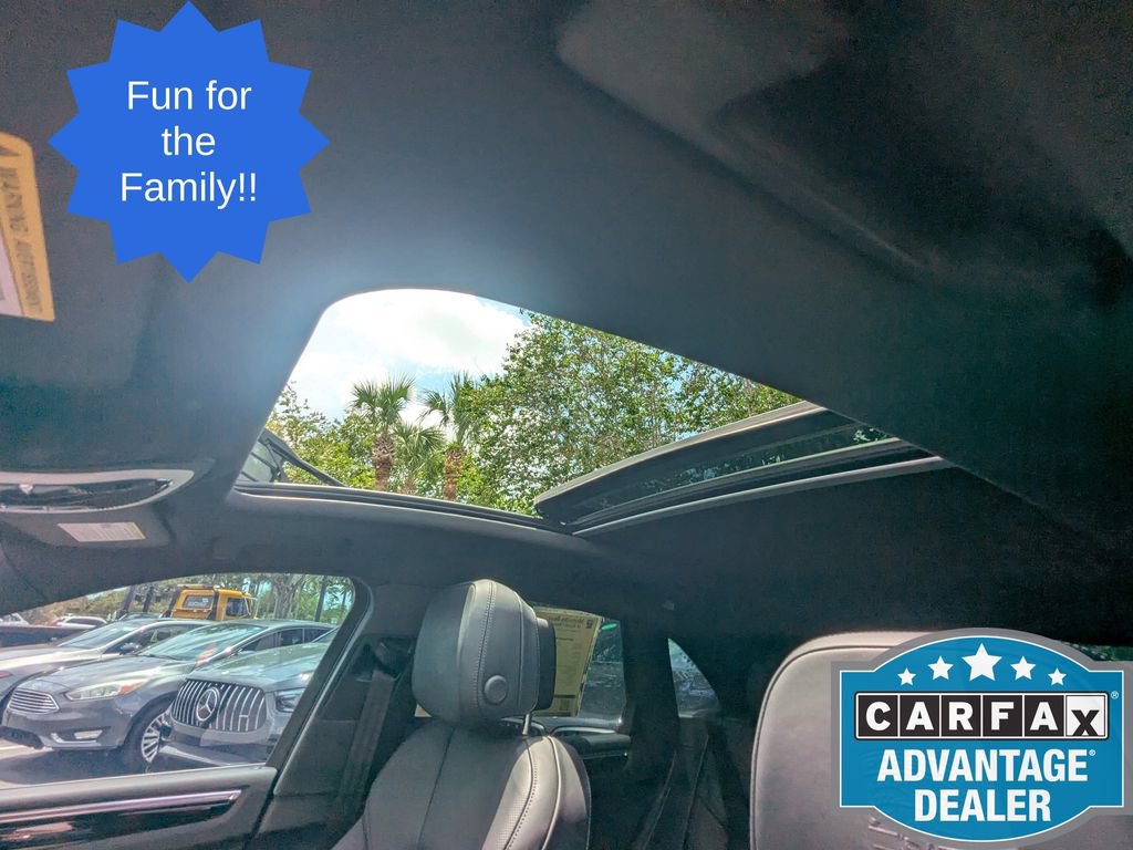 Used 2025 Porsche Macan AWD/4WD image 7
