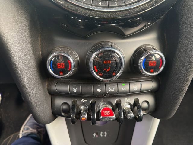 Used 2015 MINI Cooper S image 17