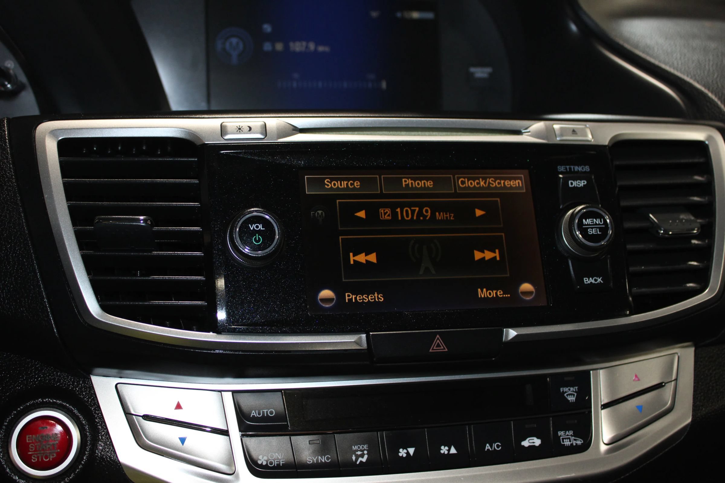 Used 2014 Honda Accord EX-L image 16