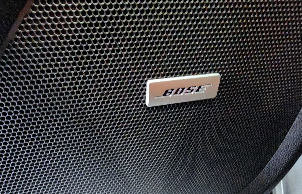 Used 2023 Chevrolet Traverse RS image 20