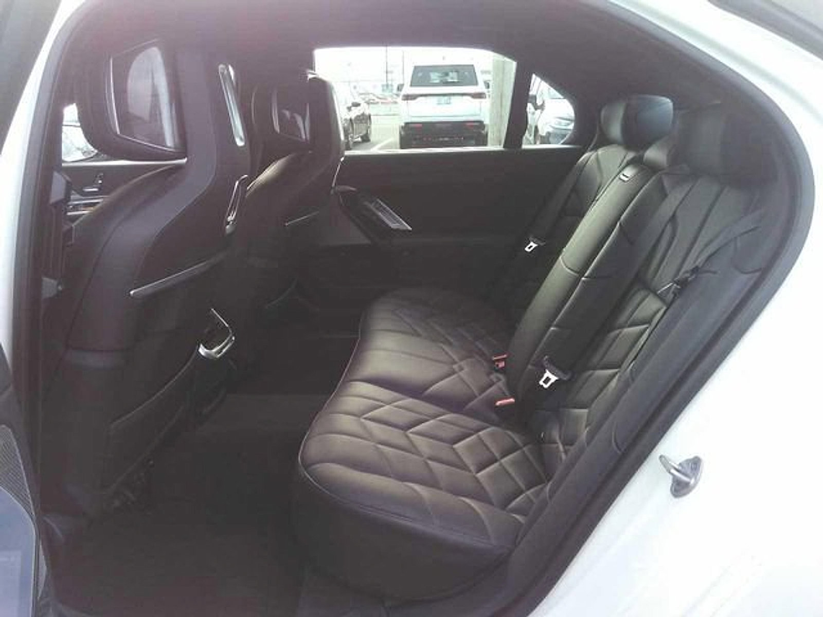 Used 2025 BMW 740i xDrive AWD/4WD image 11