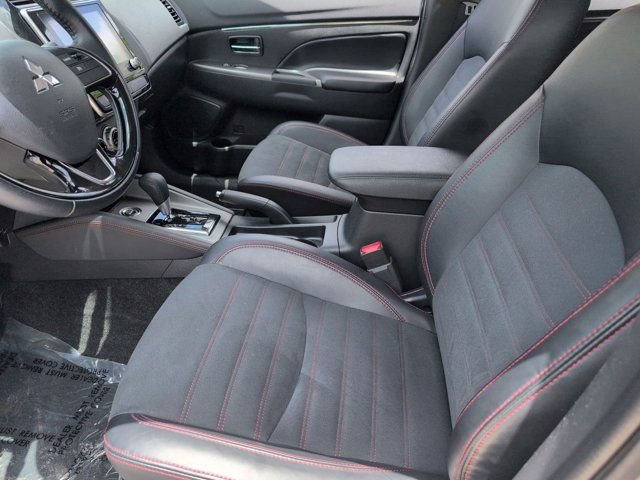 Used 2025 Mitsubishi Outlander Sport AWD image 24