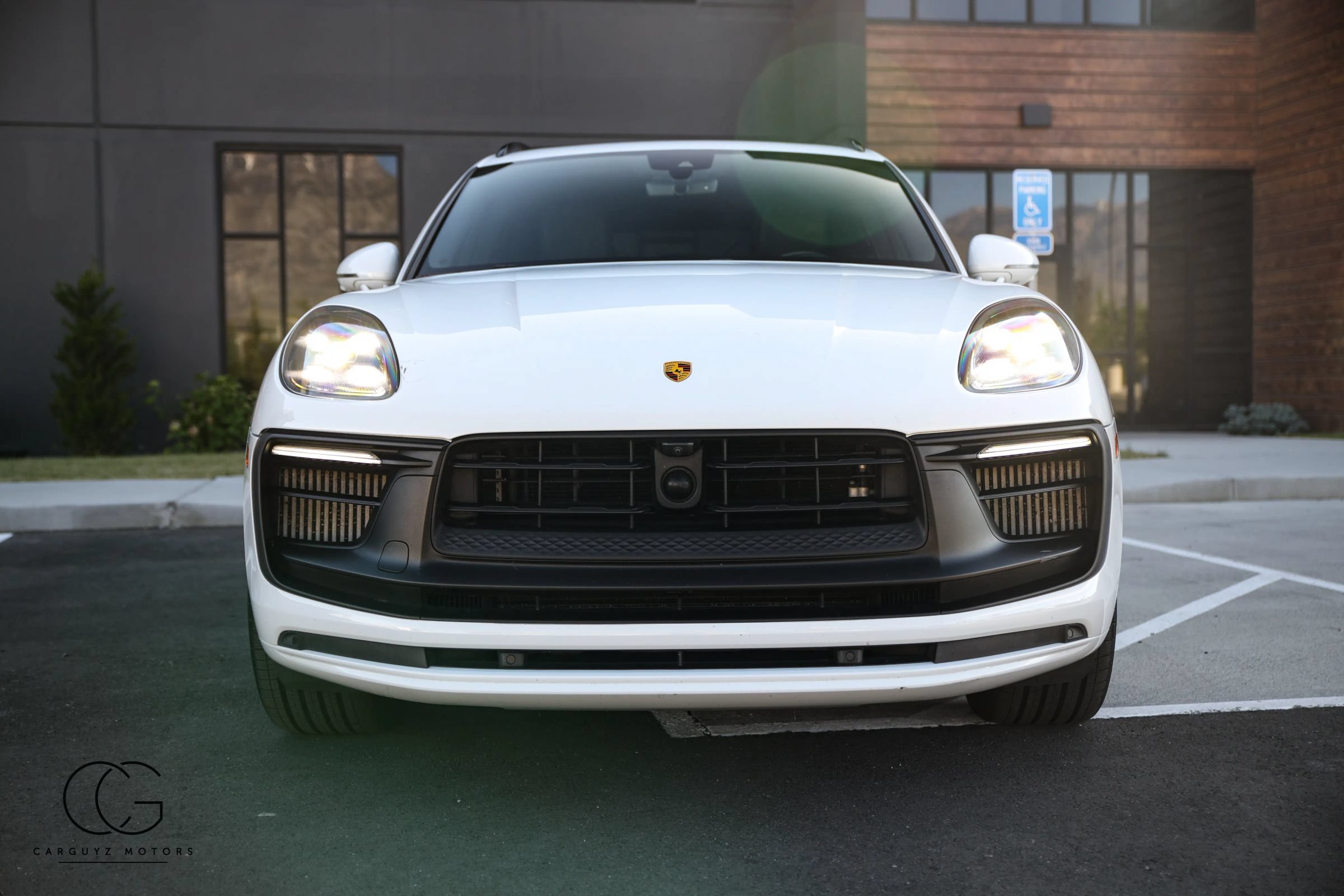 Used 2023 Porsche Macan GTS w/ Premium Package Plus AWD/4WD image 18