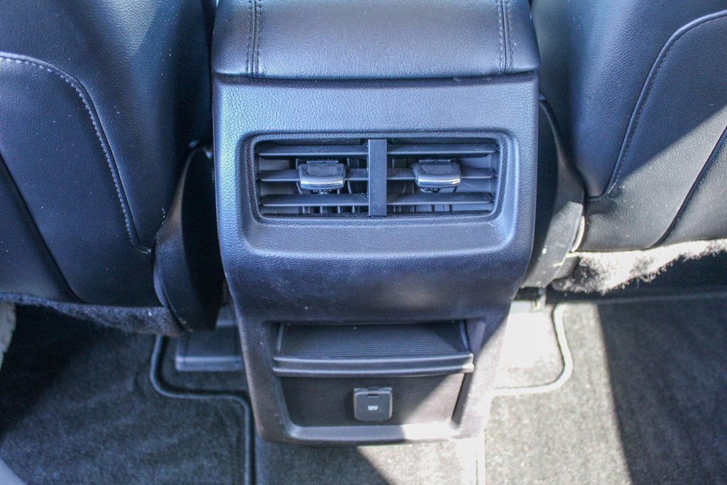 Used 2015 Ford Edge SEL w/ Equipment Group 201A image 14