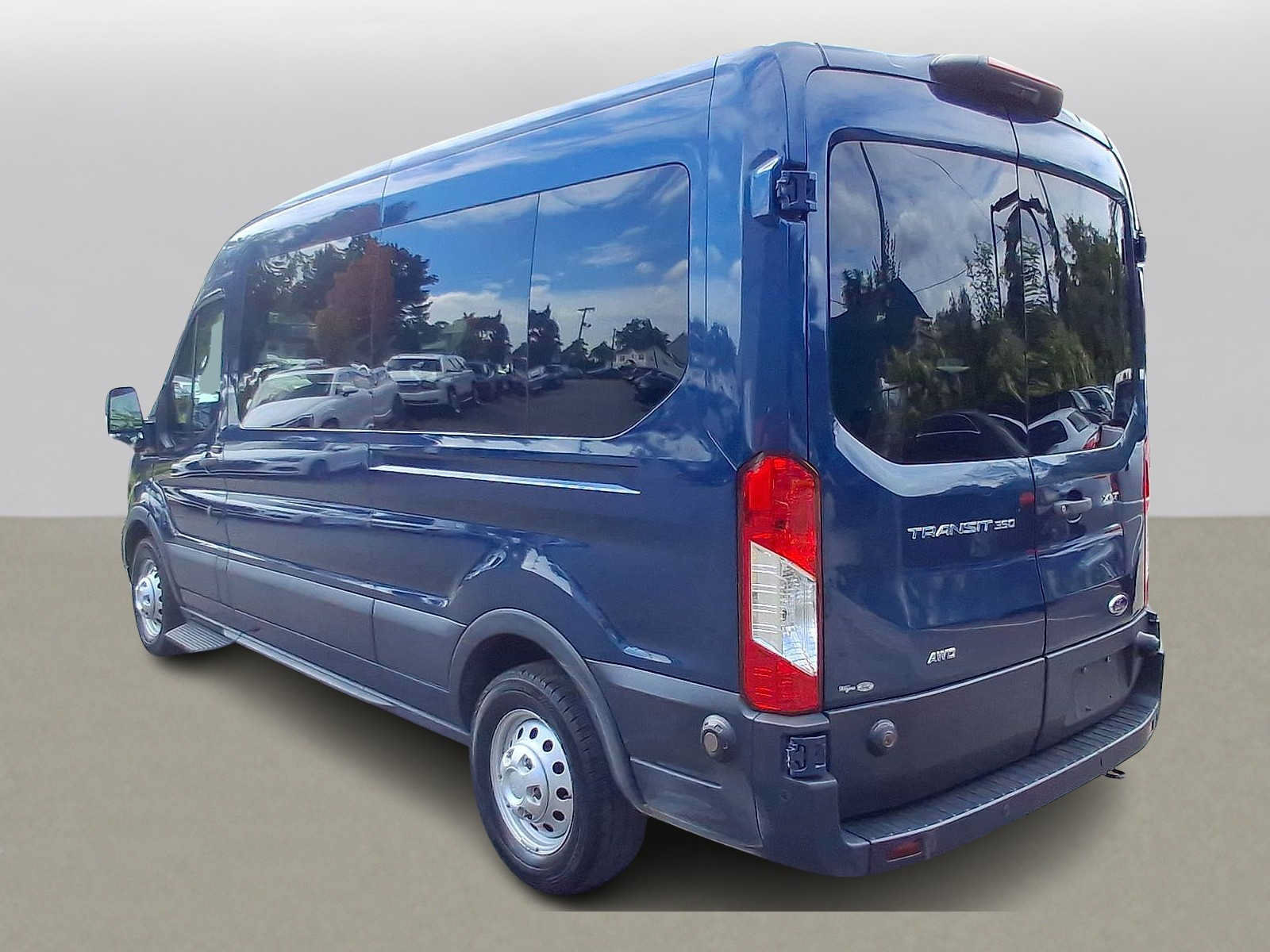 Used 2020 Ford Transit 350 XLT AWD/4WD image 28