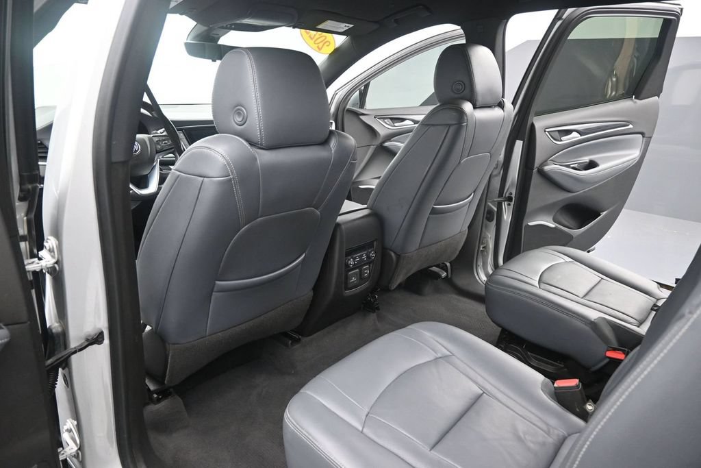 Used 2022 Buick Enclave Premium FWD image 15