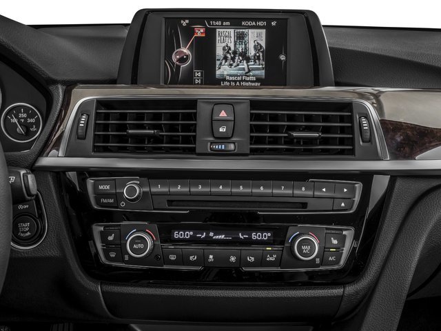 Used 2016 BMW 320i xDrive Sedan image 9