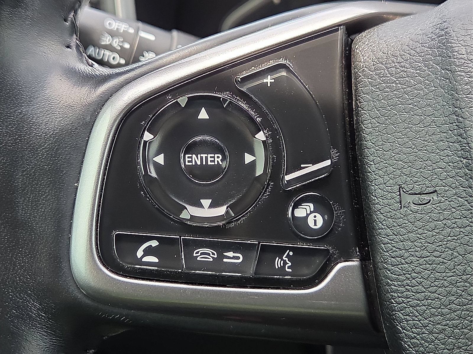 Used 2020 Honda CR-V Touring image 20