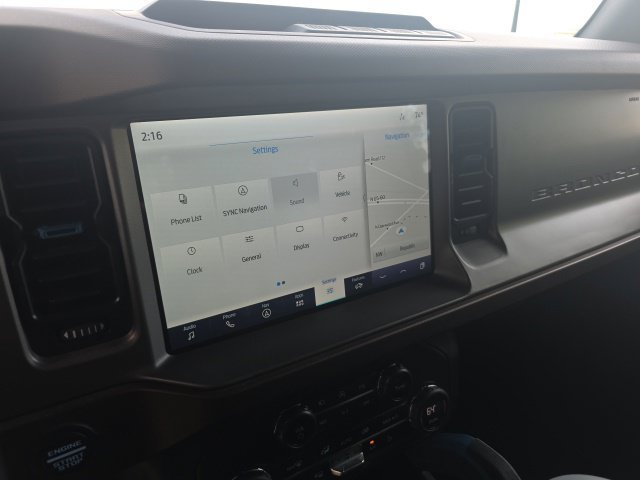 Used 2023 Ford Bronco Outer Banks AWD/4WD image 13