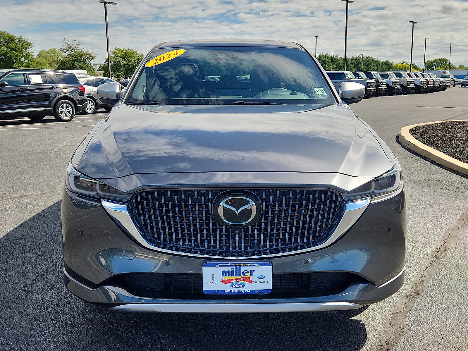 Used 2024 MAZDA CX-5 Signature AWD/4WD image 2