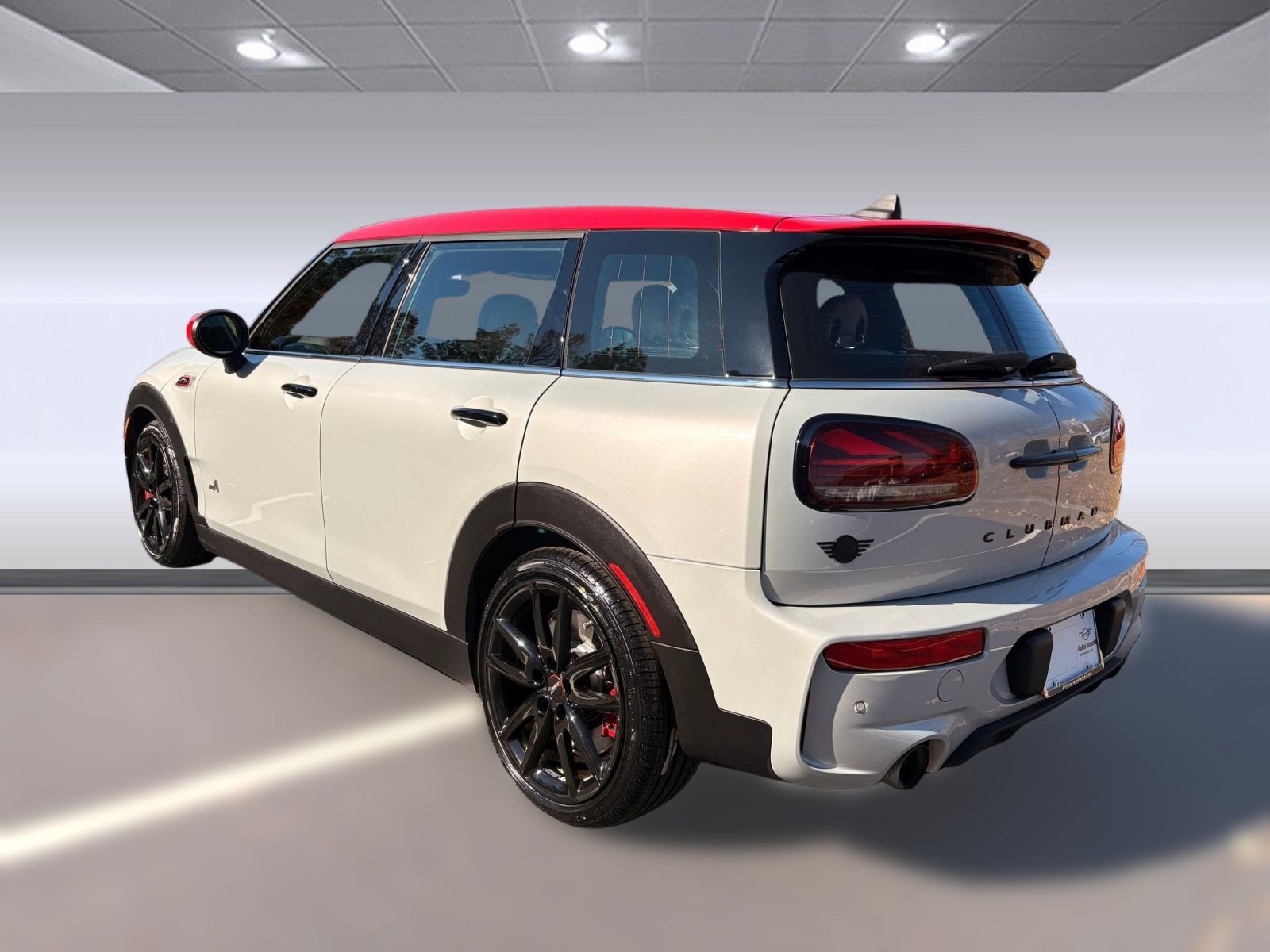 Used 2022 MINI Cooper Clubman John Cooper Works image 3