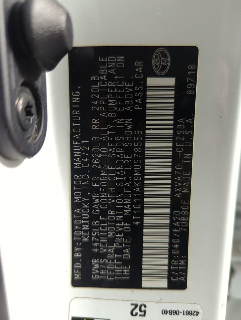 Used 2021 Toyota Camry SE FWD image 24