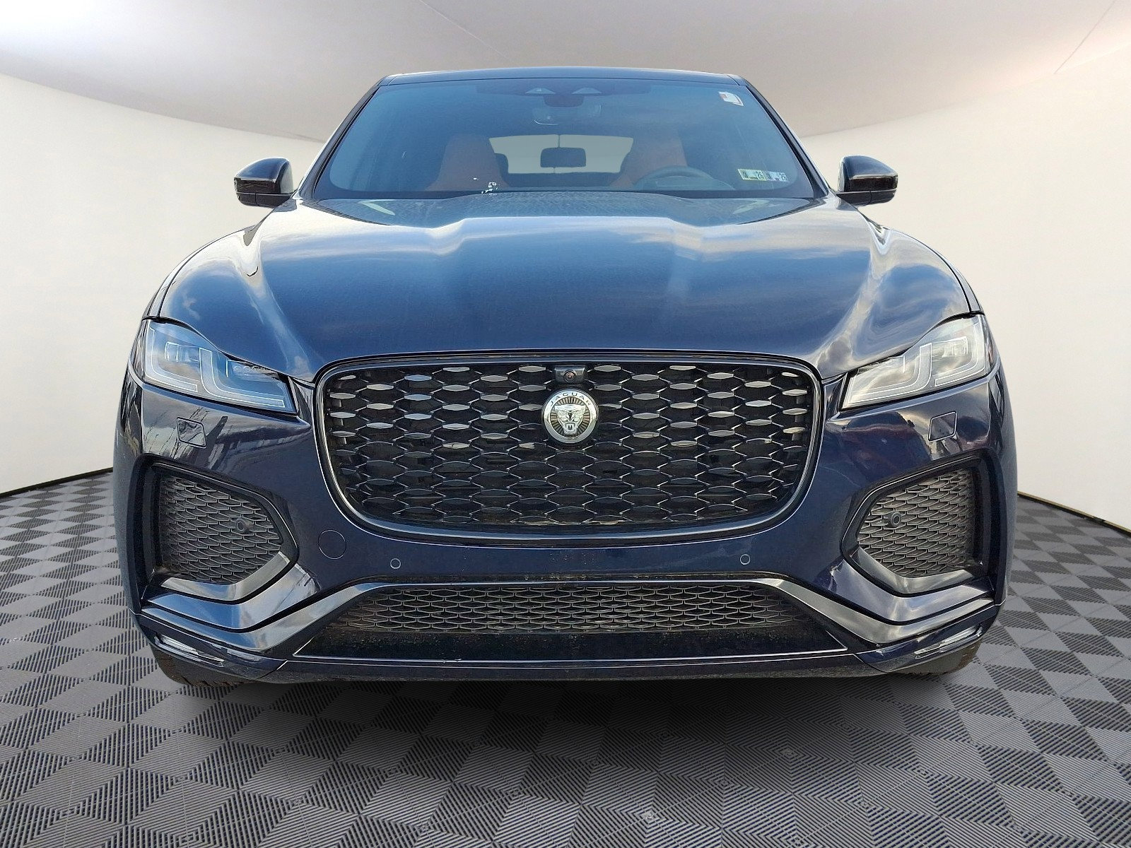 New 2026 Jaguar F-PACE R-Dynamic S image 6