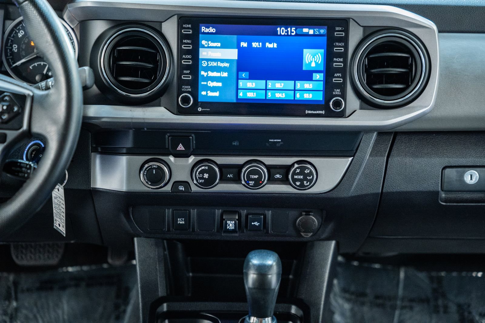 Used 2020 Toyota Tacoma SR5 image 28