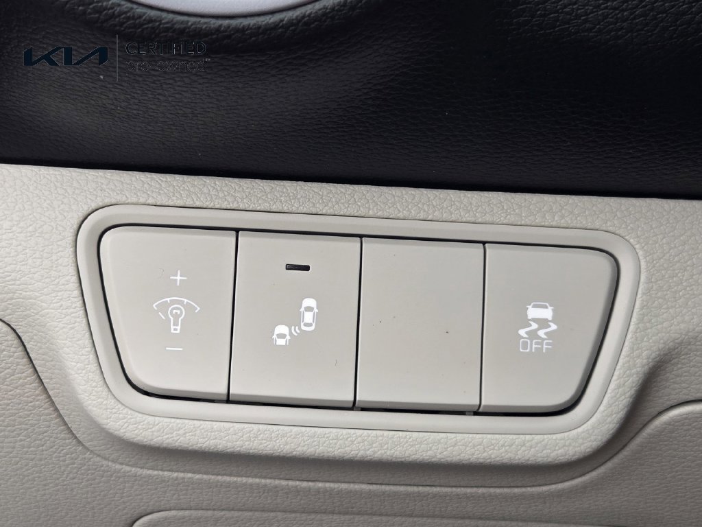 Certified 2023 Kia Forte LXS w/ LXS Technology Package FWD image 24