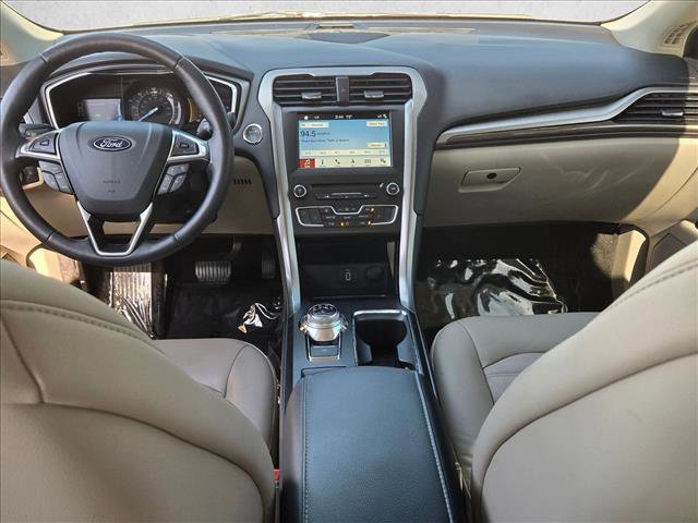 Used 2018 Ford Fusion Energi SE image 18