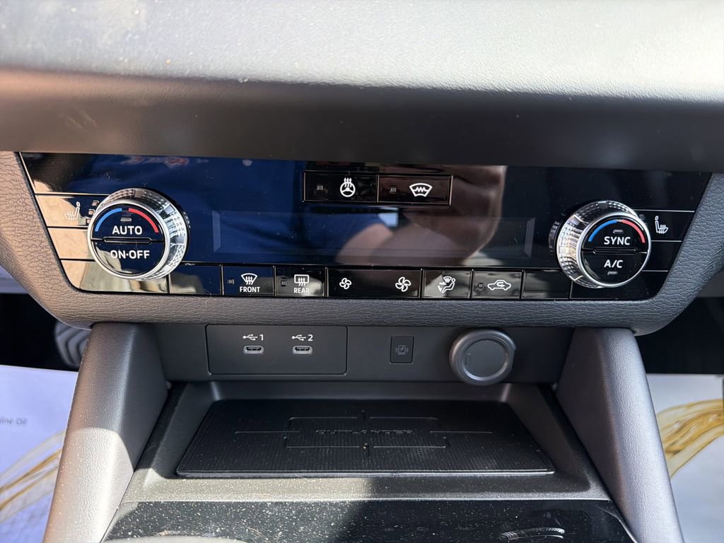 New 2026 Mitsubishi Outlander LE AWD/4WD image 22