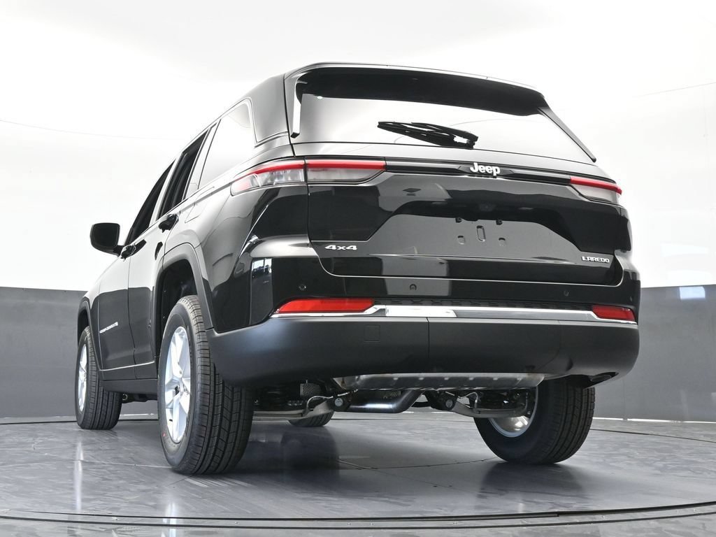 New 2026 Jeep Grand Cherokee Laredo X AWD/4WD image 52