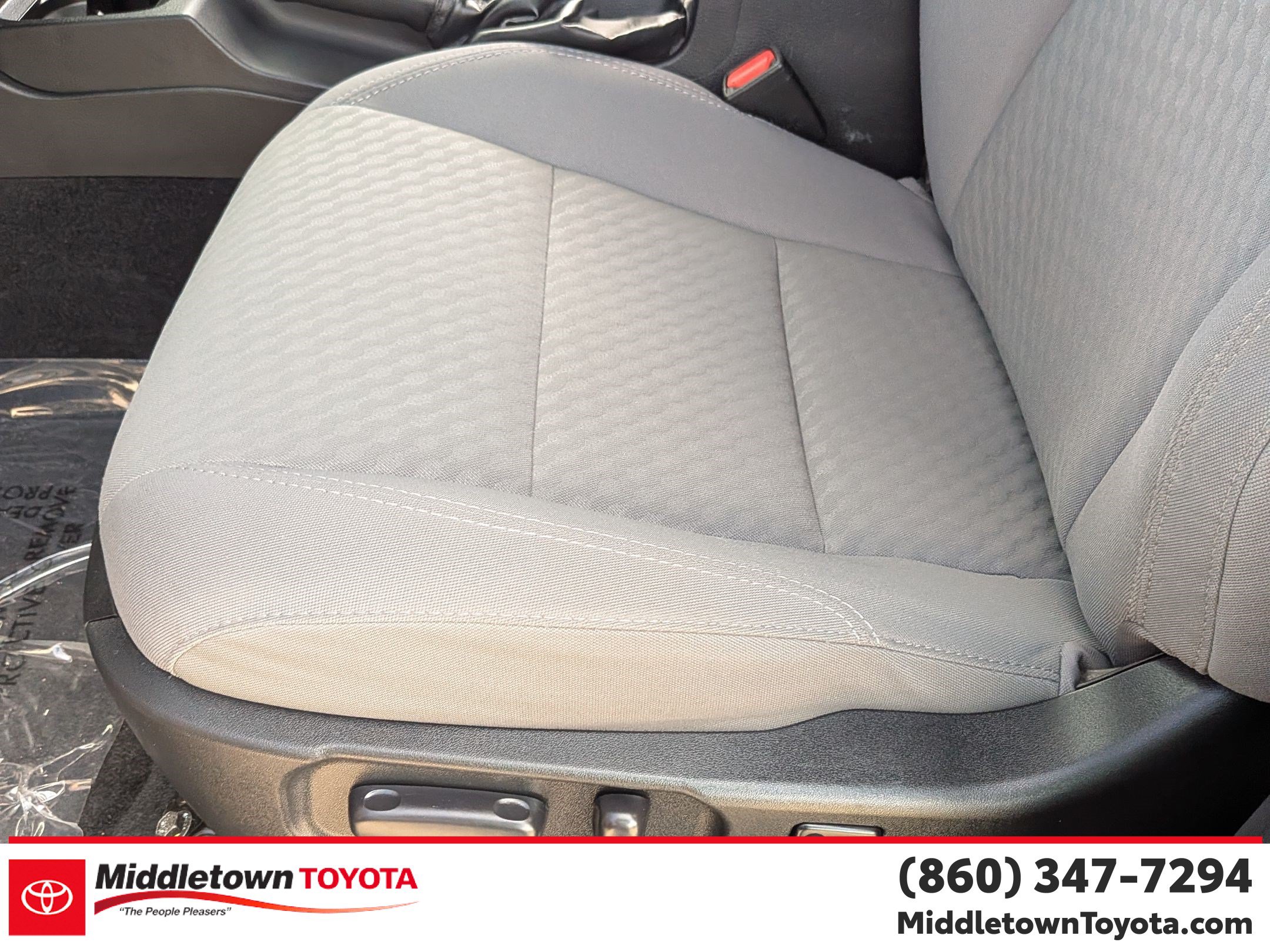 Certified 2020 Toyota Tacoma SR5 AWD/4WD image 15