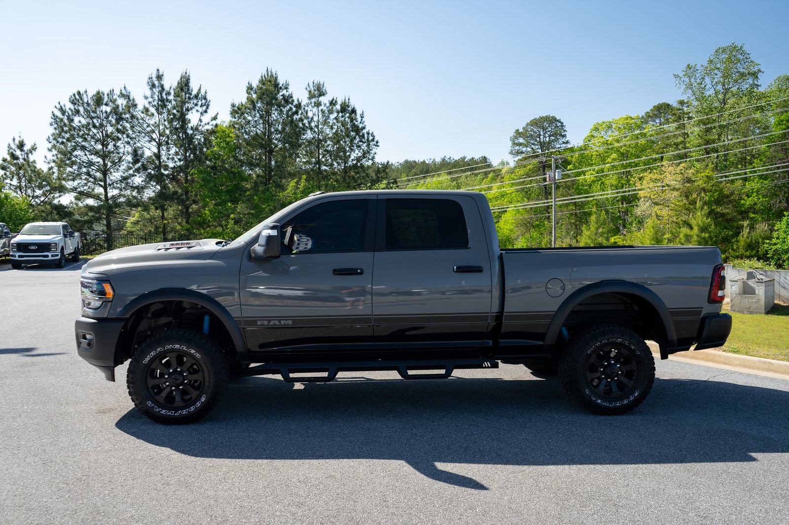 Used 2024 RAM 2500 Power Wagon w/ Level 2 Equipment Group image 5
