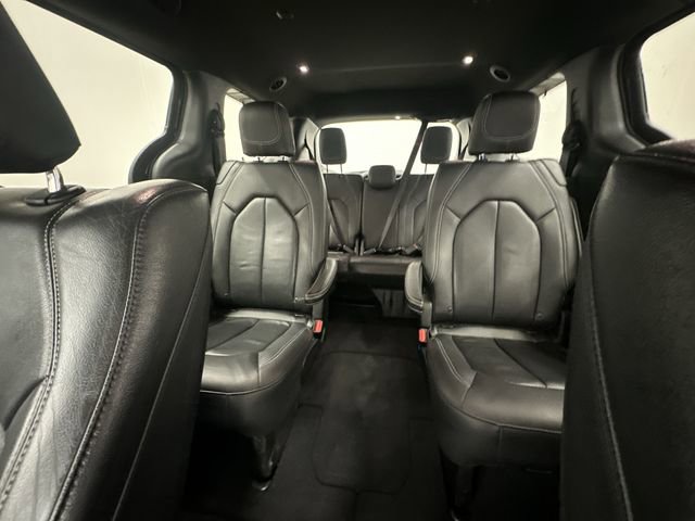 Used 2020 Chrysler Pacifica Touring-L Plus w/ S Appearance Package FWD image 25
