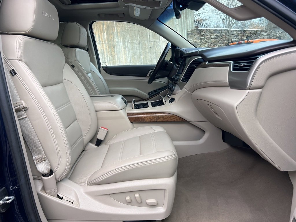 Used 2019 GMC Yukon Denali w/ Denali Ultimate Package image 26