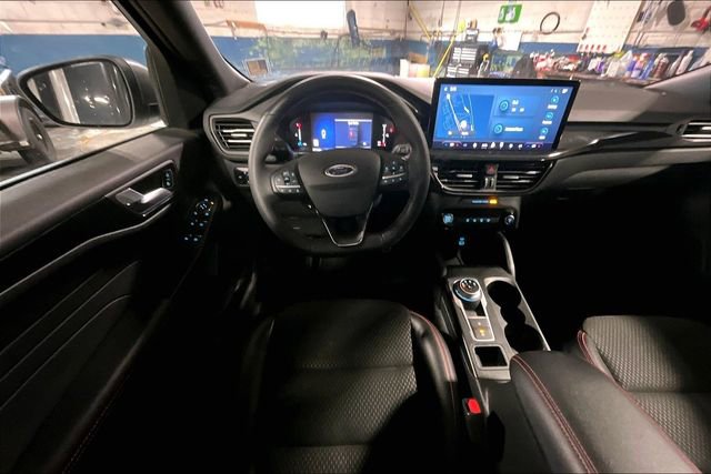 Used 2023 Ford Escape ST-Line w/ Tech Pack #1 image 5