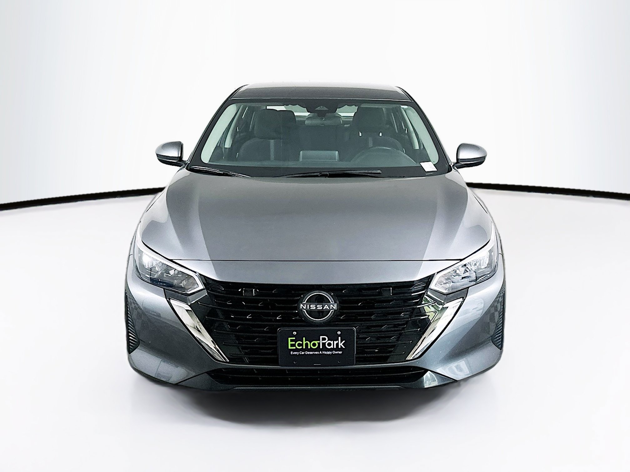 Used 2025 Nissan Sentra SV FWD image 2