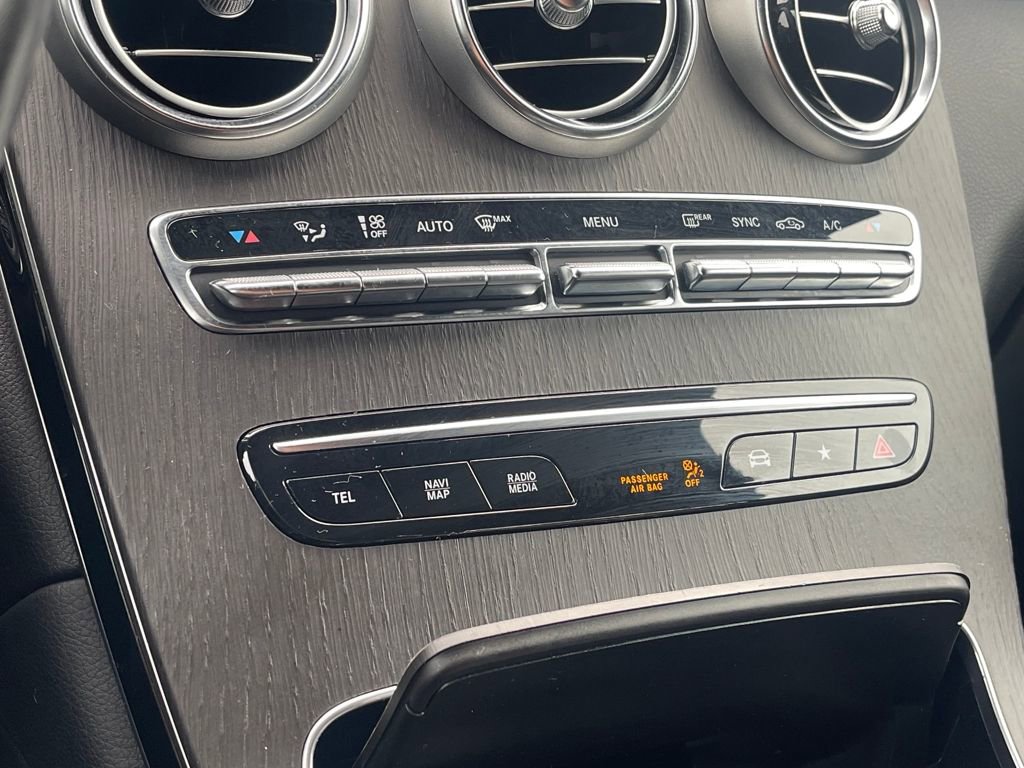 Used 2022 Mercedes-Benz GLC 300 4MATIC image 26