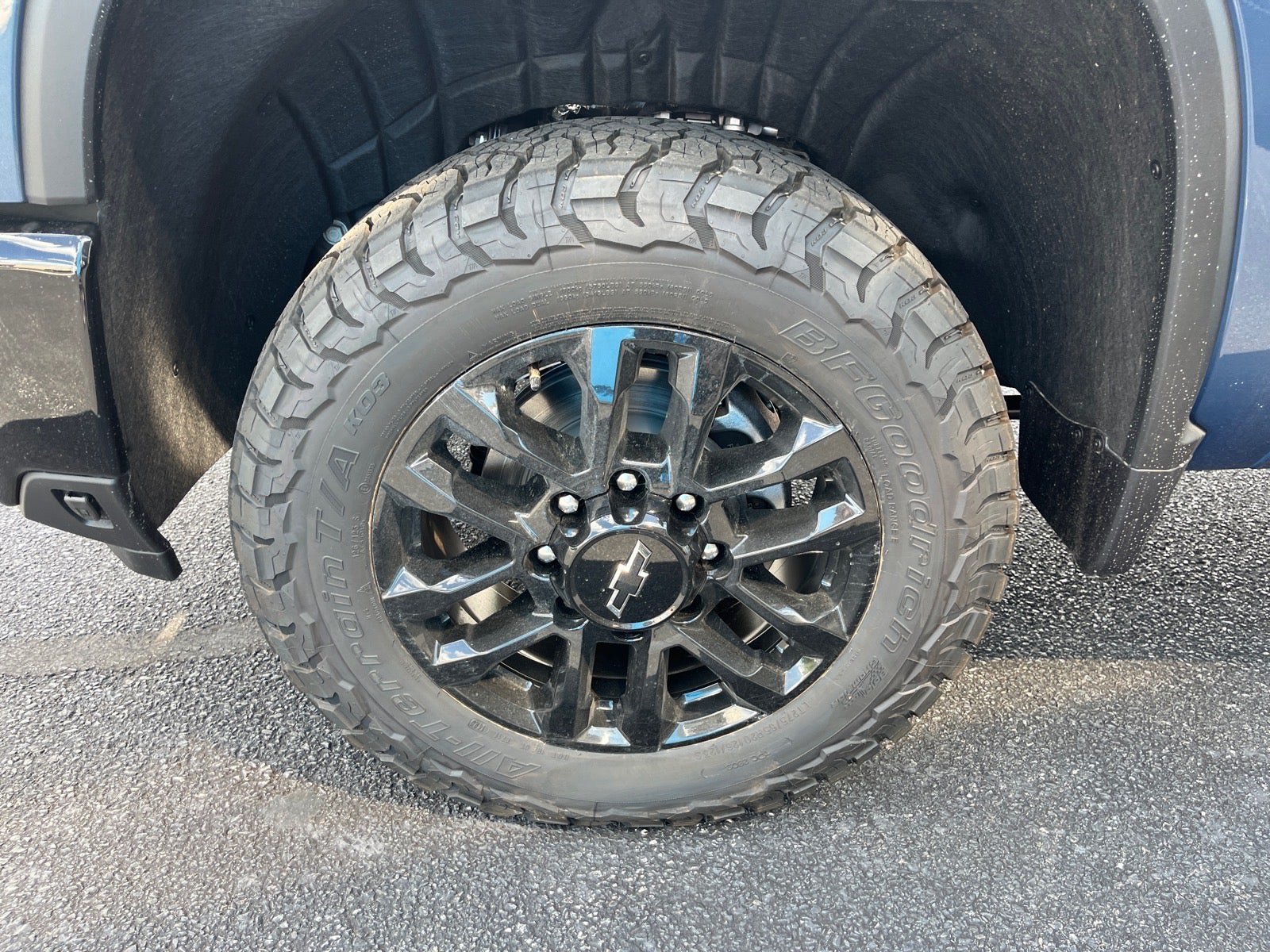 New 2026 Chevrolet Silverado 2500 LTZ w/ LTZ Plus Package AWD/4WD image 10