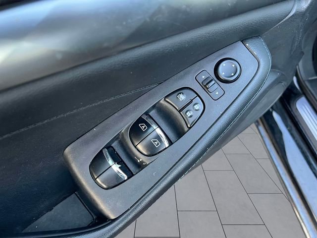 Used 2019 Nissan Maxima 3.5 S w/ Floor Mat Group FWD image 17