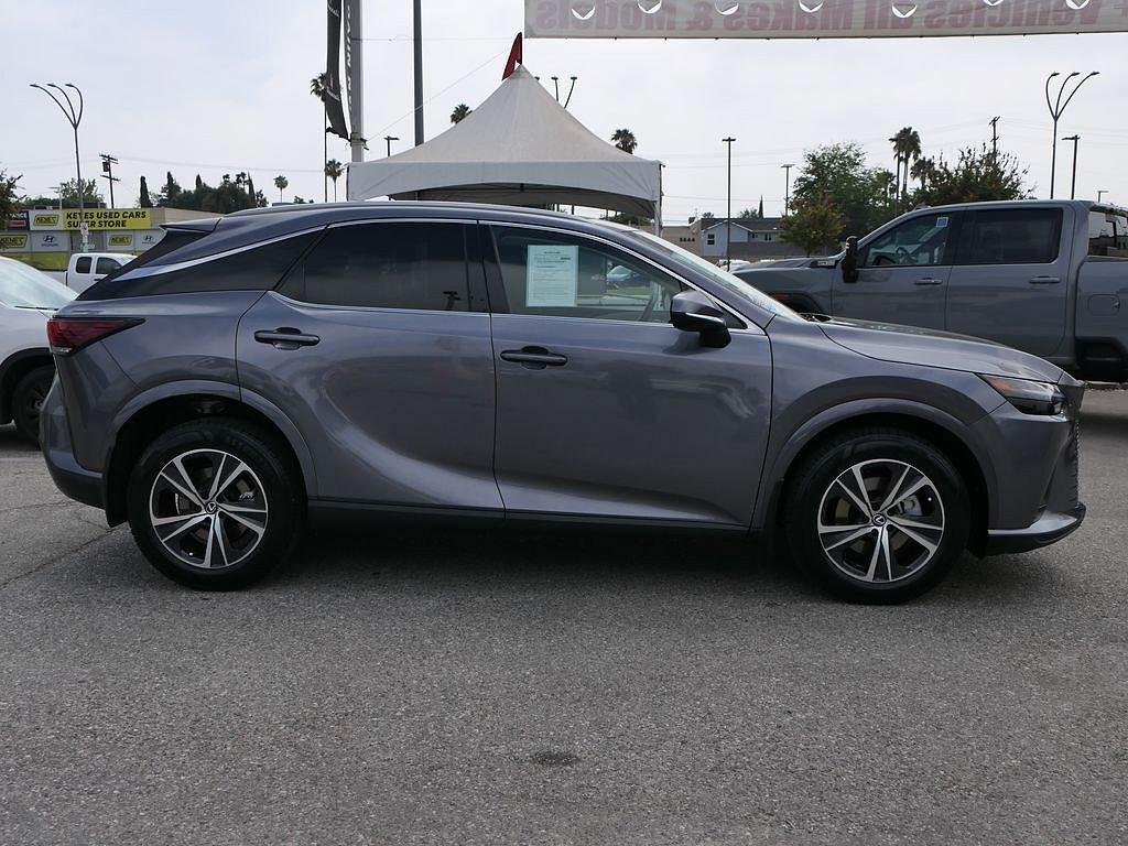 Used 2023 Lexus RX 350 Premium FWD image 2