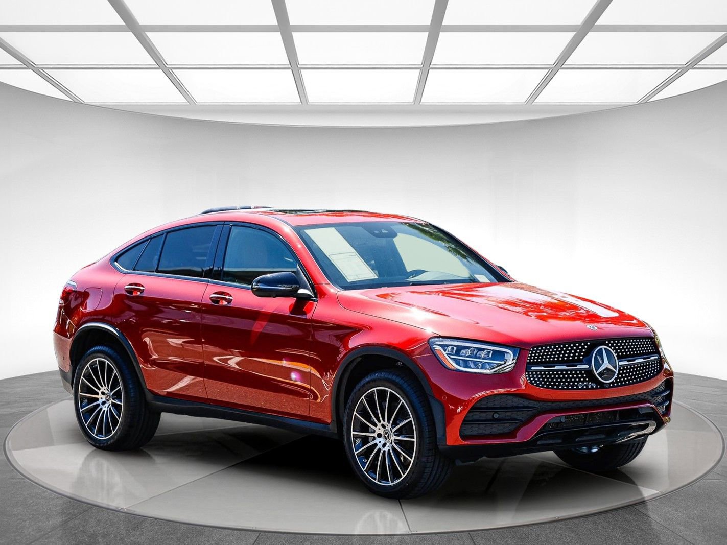 Used 2022 Mercedes-Benz GLC 300 4MATIC Coupe image 5