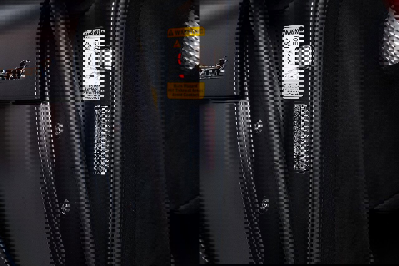 Used 2005 Mercedes-Benz SLR image 46