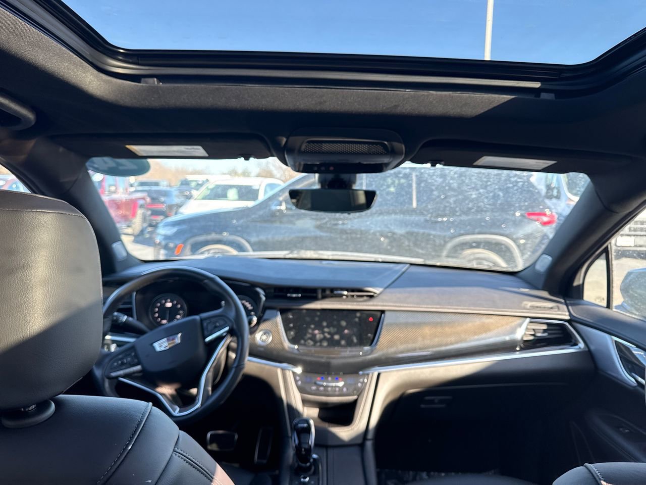 Used 2024 Cadillac XT6 Sport w/ Technology Package image 28