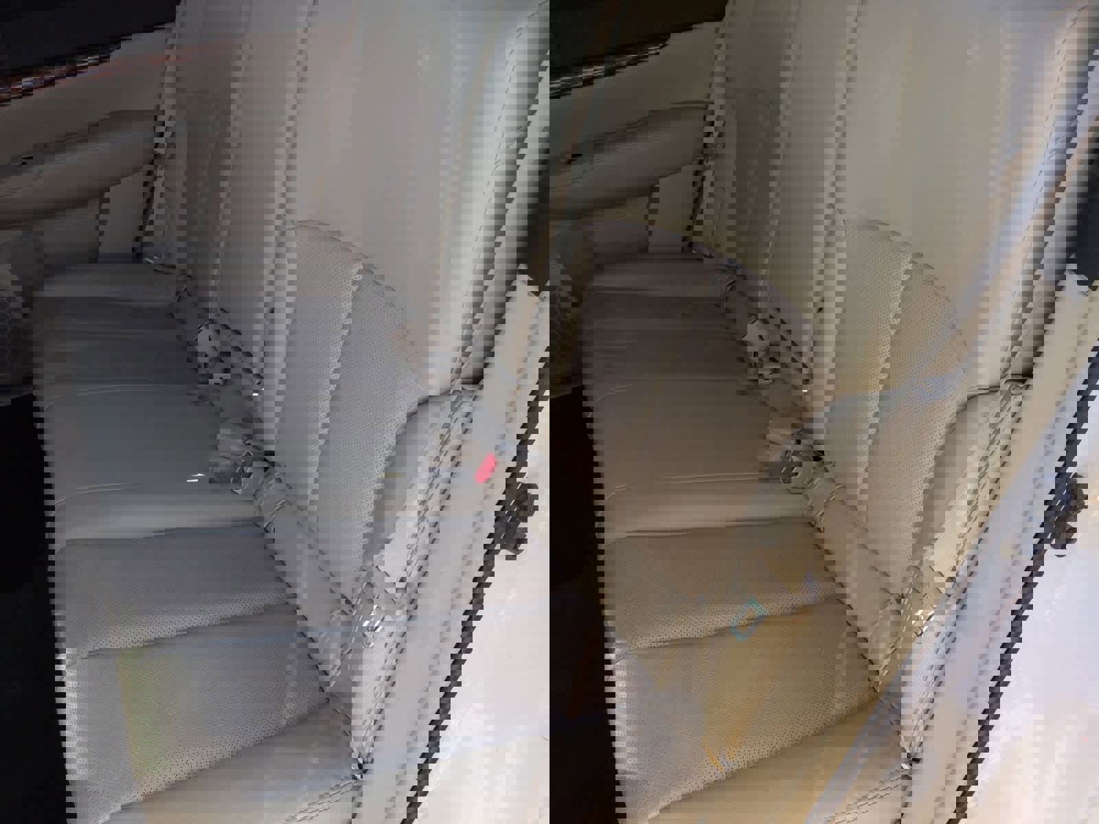 Used 2012 Subaru Outback 3.6R Limited image 21