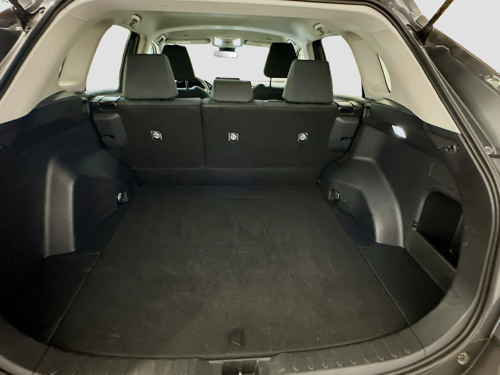 Used 2025 Toyota RAV4 LE image 30