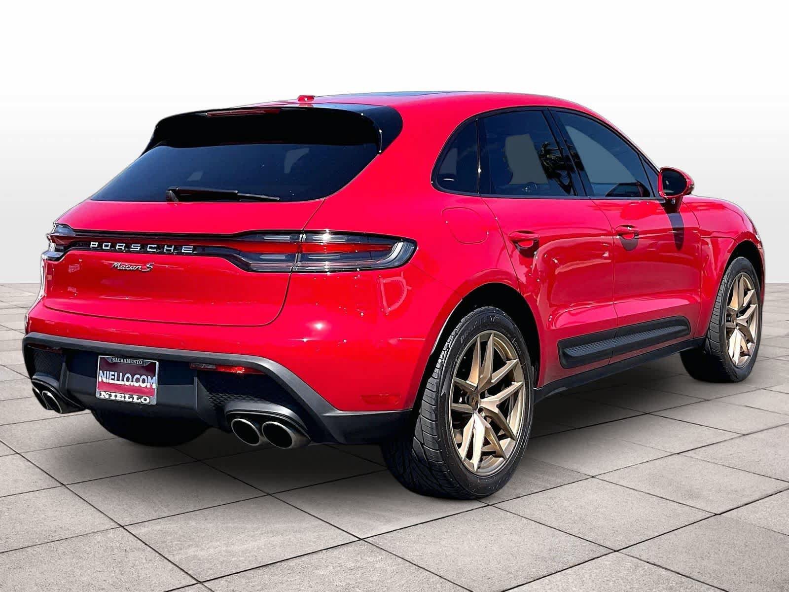Used 2022 Porsche Macan S AWD/4WD image 16