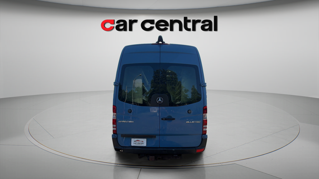 Used 2015 Mercedes-Benz Sprinter 2500 image 5