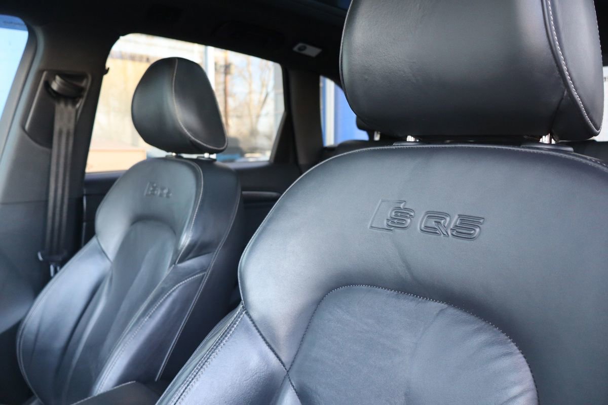 Used 2016 Audi SQ5 Premium Plus w/ Technology Package image 29