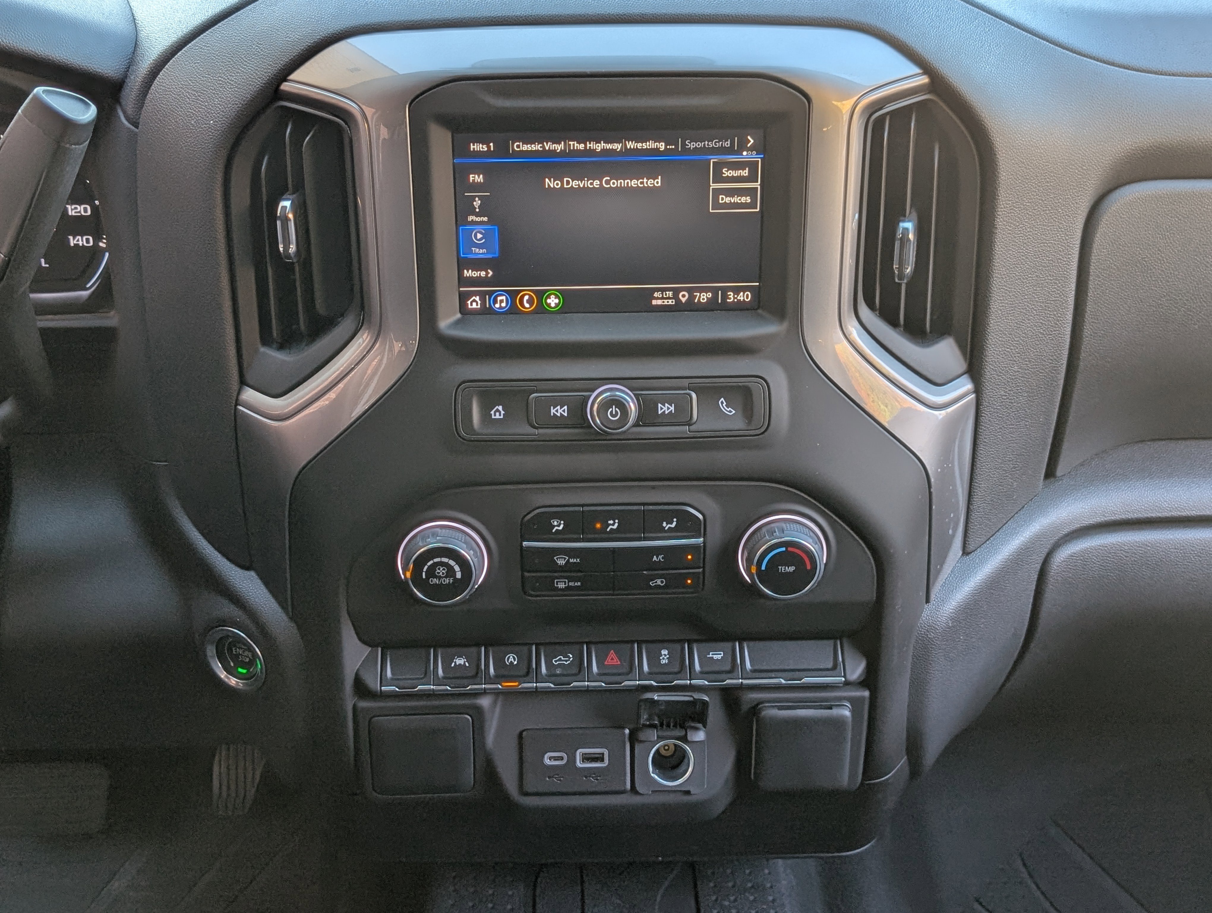 Used 2024 Chevrolet Silverado 1500 Custom image 25